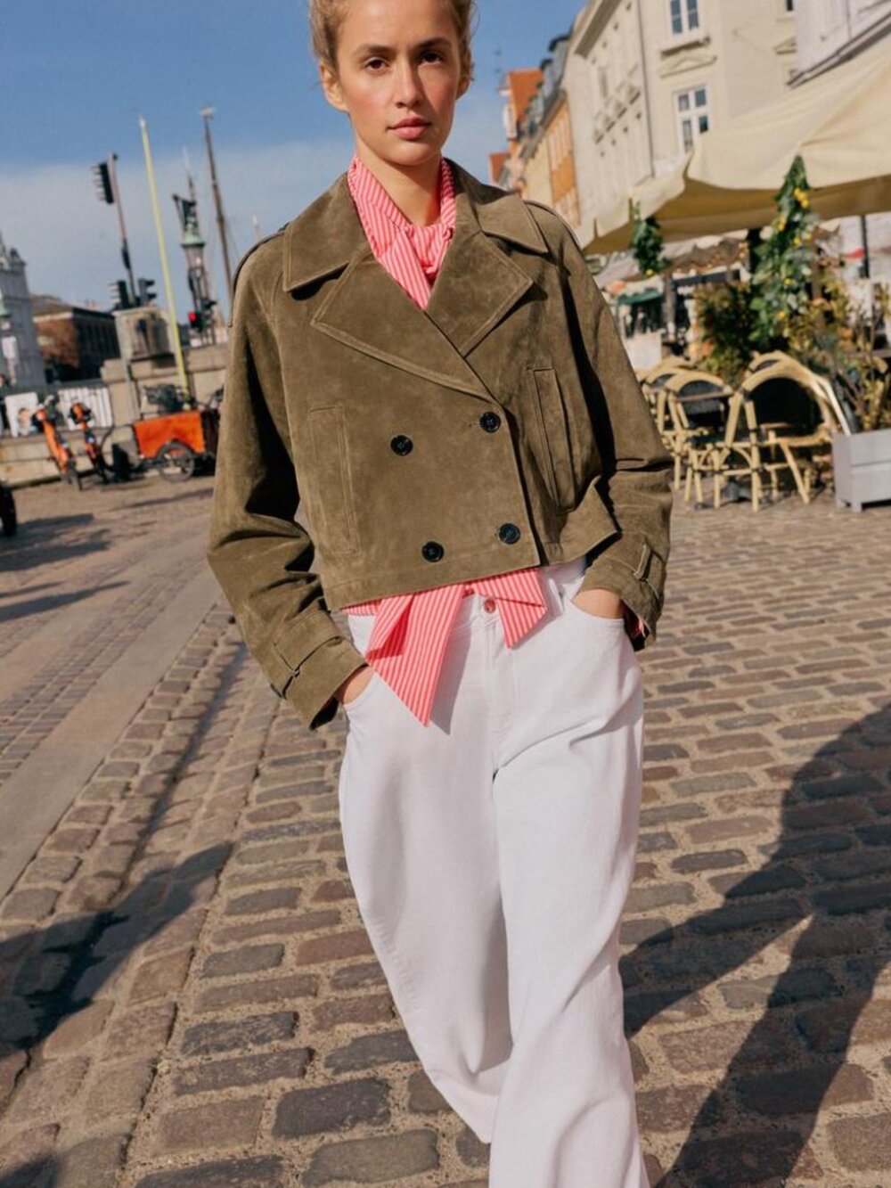 Zara Women’s Cropped Double Breasted 100% Leather Trench Coat, Dark Khaki, SMALL - Picture 8 of 16